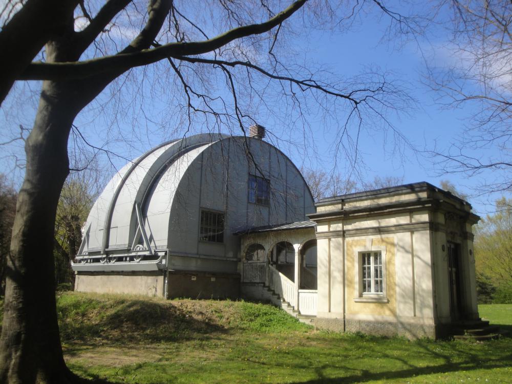 Meridian Circle Building of Hamburg Observatory (P