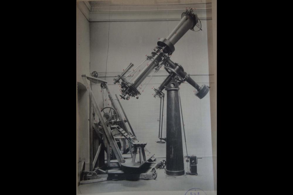 Repsold observing chair of the Heliometer, made by